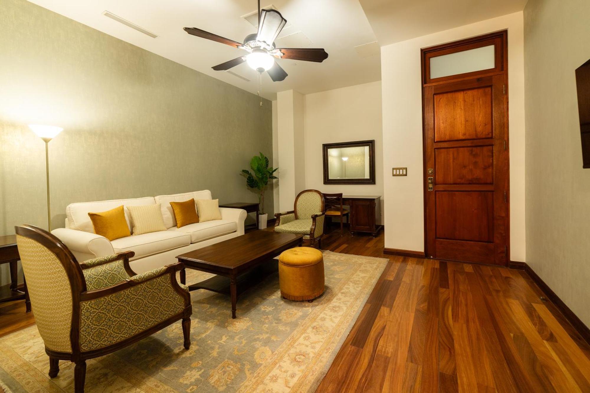 Hotel Plaza Herrera Panama City Ngoại thất bức ảnh