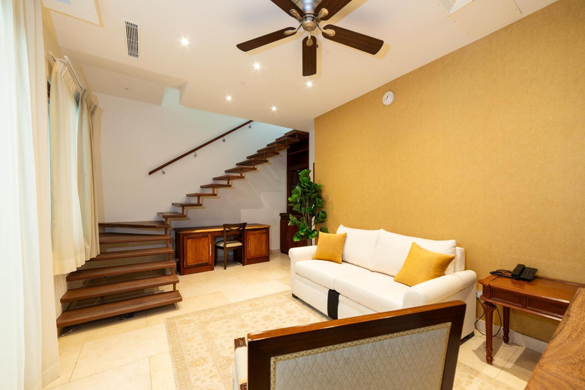 Hotel Plaza Herrera Panama City Ngoại thất bức ảnh