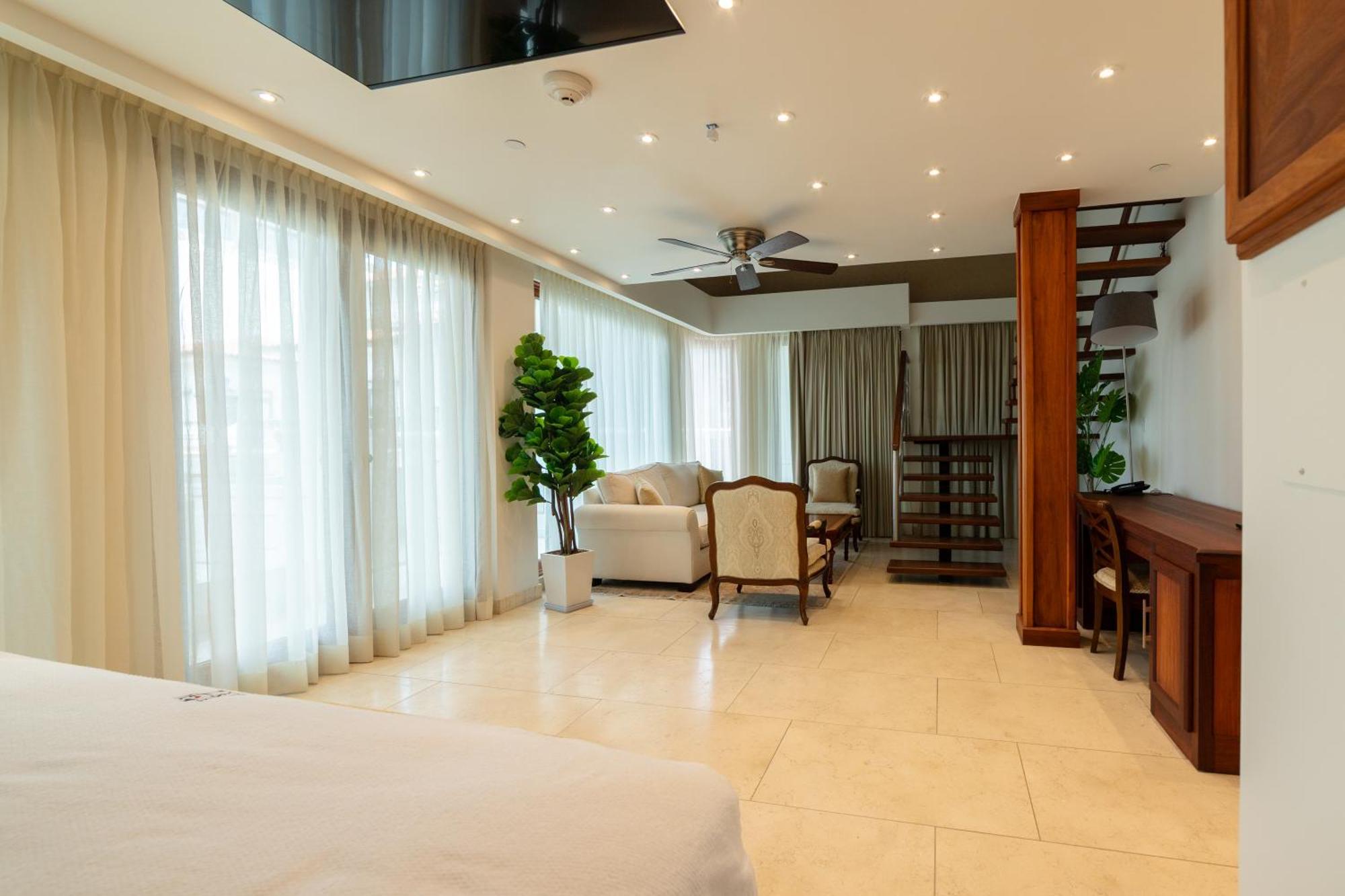 Hotel Plaza Herrera Panama City Ngoại thất bức ảnh